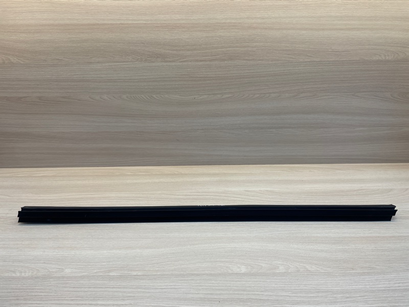 Уплотнитель стекла двери внутренний