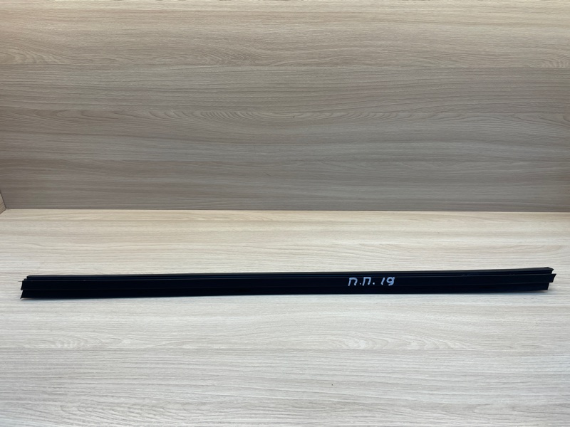 Уплотнитель стекла двери внутренний