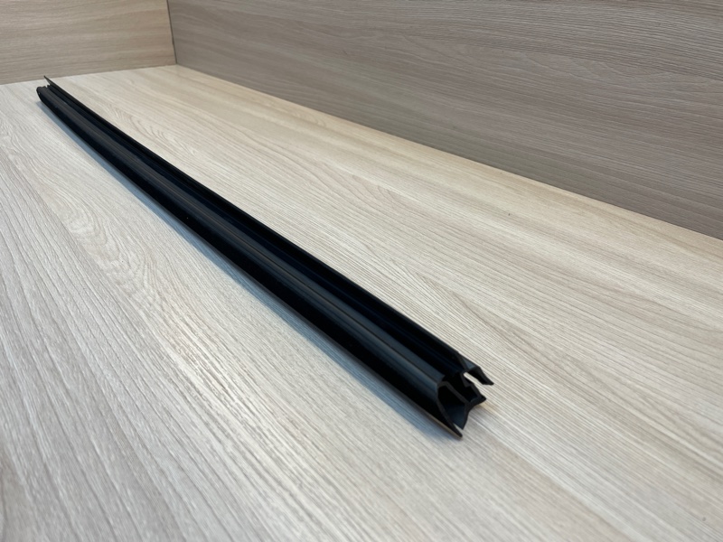 Уплотнитель стекла двери внутренний