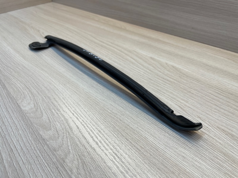 Уплотнитель двери