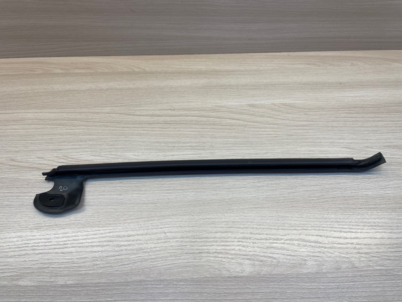 Уплотнитель двери