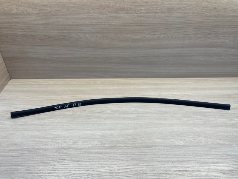 Уплотнительная резинка боковой двери