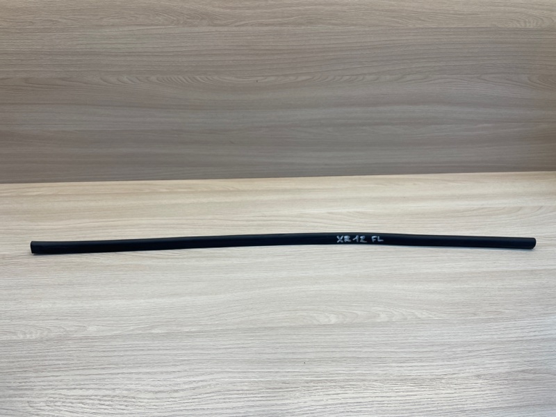 Уплотнительная резинка боковой двери