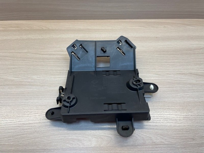 Кронштейн блока комфорта