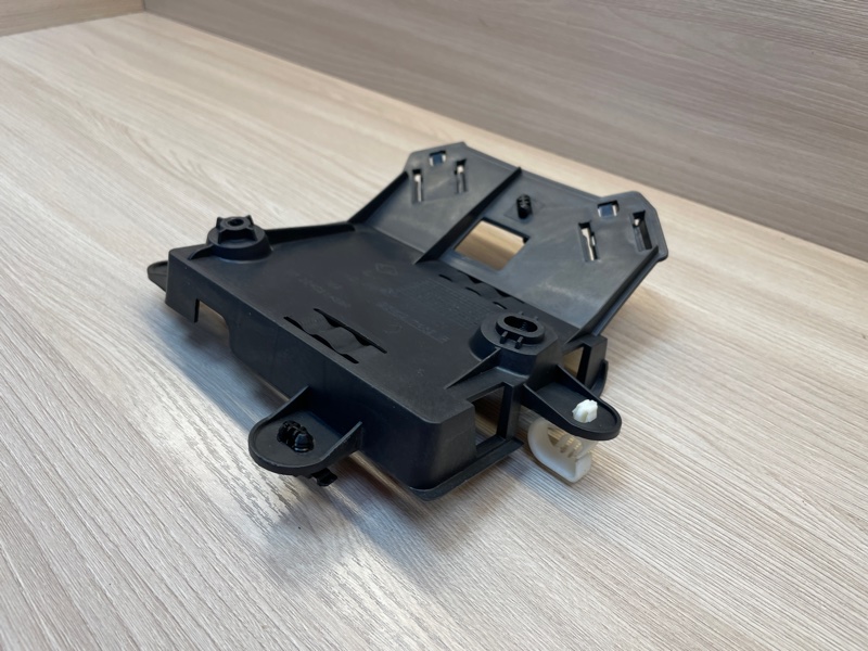 Кронштейн блока комфорта