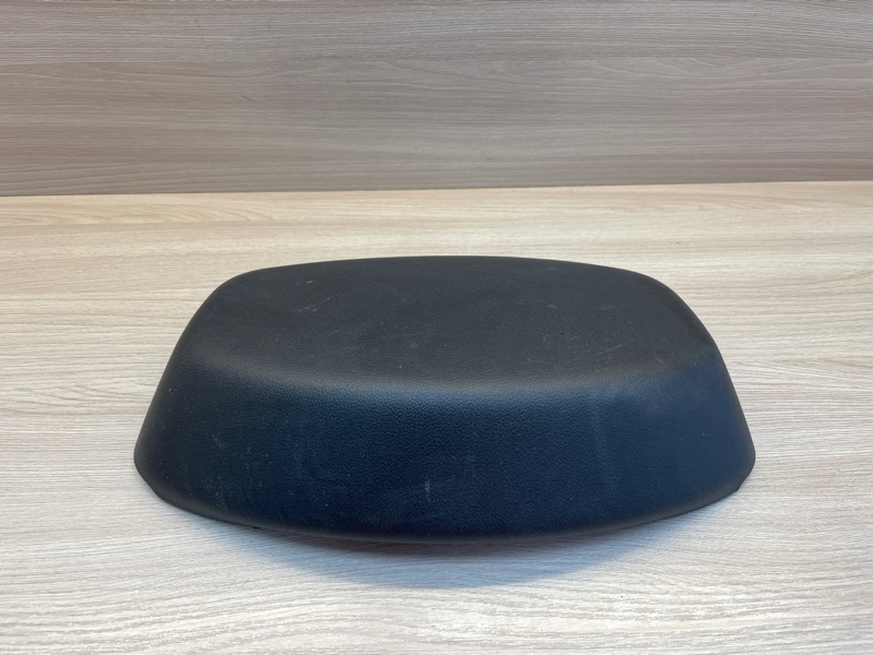 Накладка крышки багажника