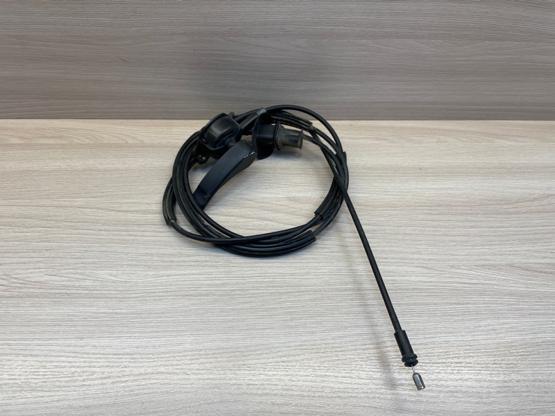 Трос замка капота