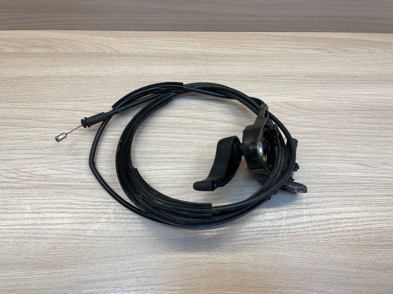 Трос замка капота