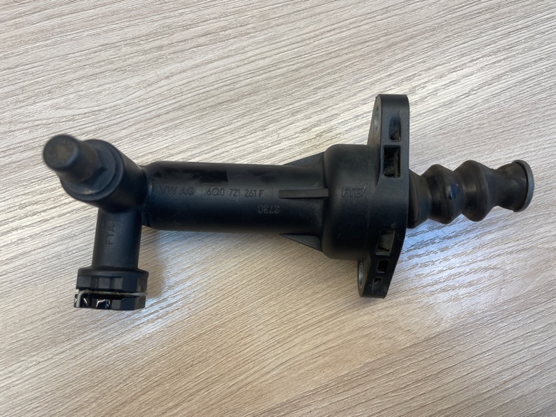 Цилиндр сцепления