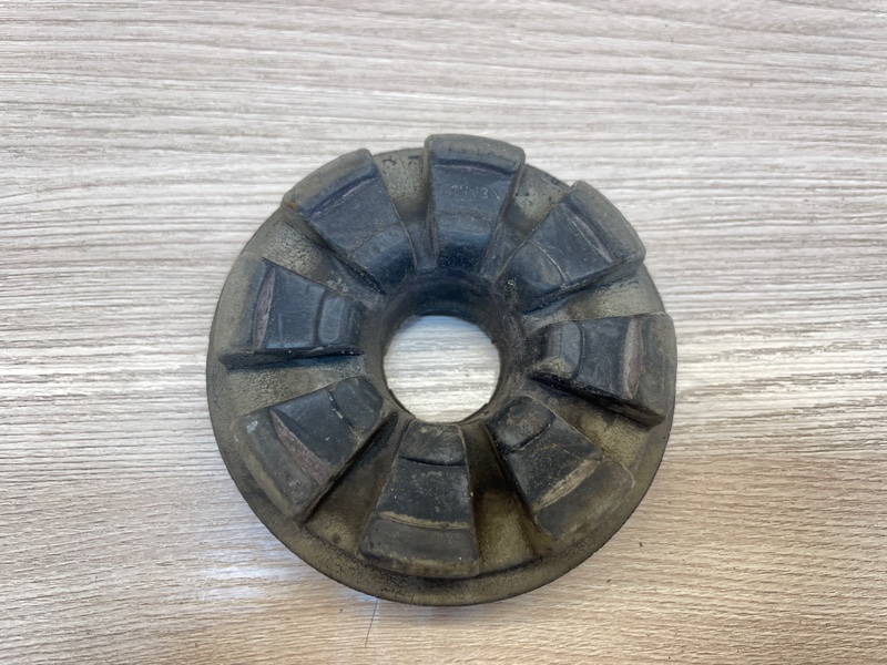 Верхняя опора    пружины