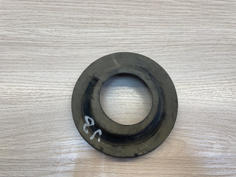 Верхняя опора    пружины