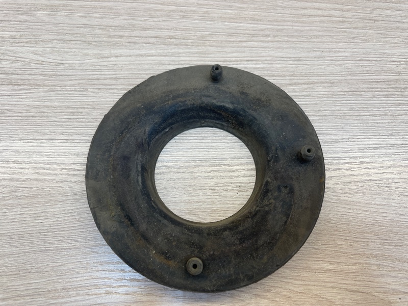 Верхняя опора    пружины