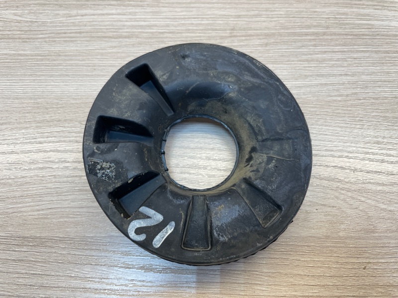 Верхняя опора    пружины