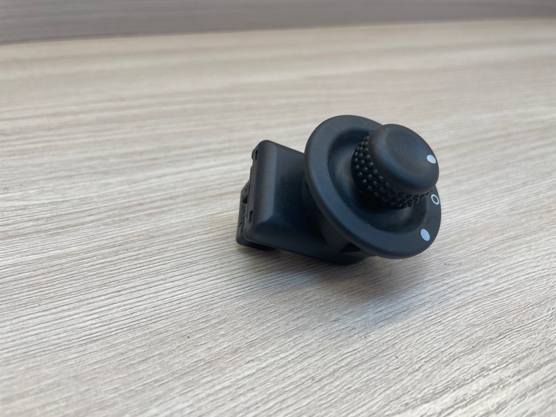 Блок регулировки зеркал