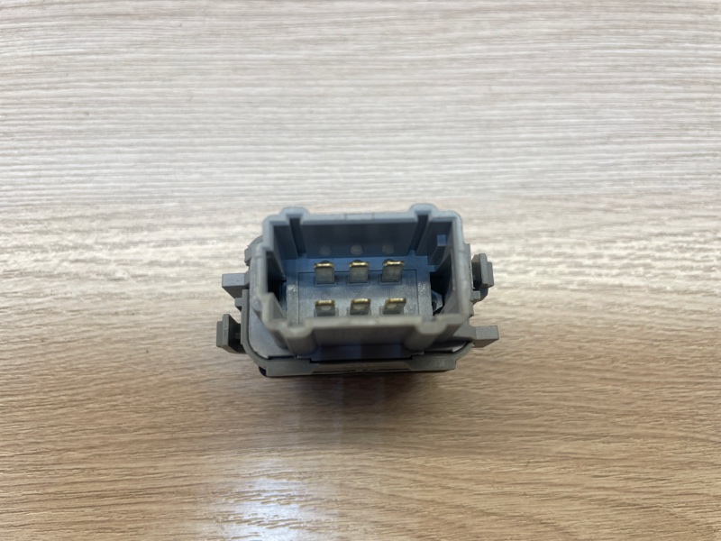 Кнопка системы стабилизации