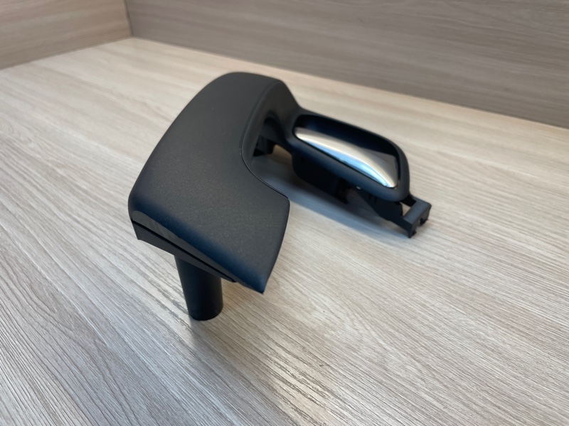 Внутренняя  ручка двери