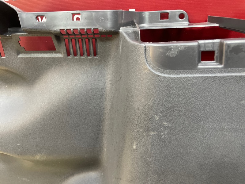 Обшивка багажника