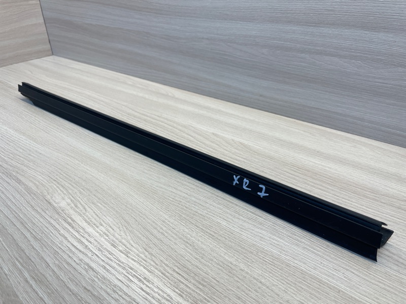 Уплотнитель стекла двери внутренний