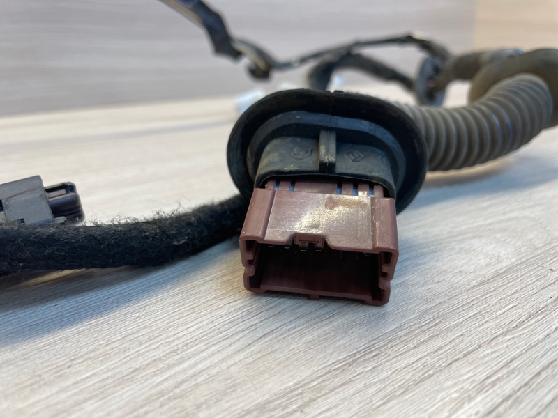 Проводка двери