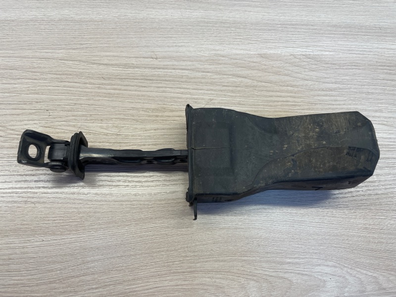 Ограничитель двери