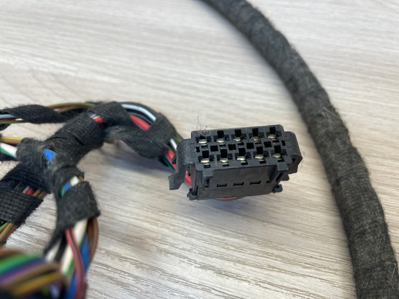 Проводка двери