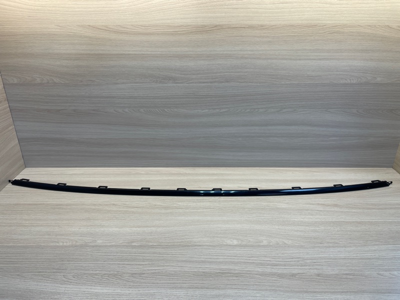 Молдинг бампера