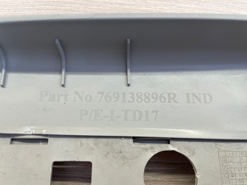 Обшивка средней стойки