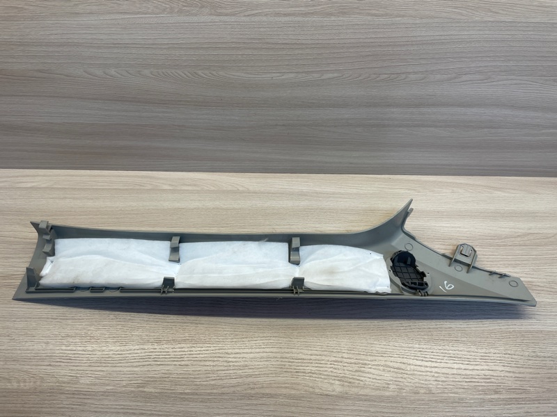 Обшивка стойки