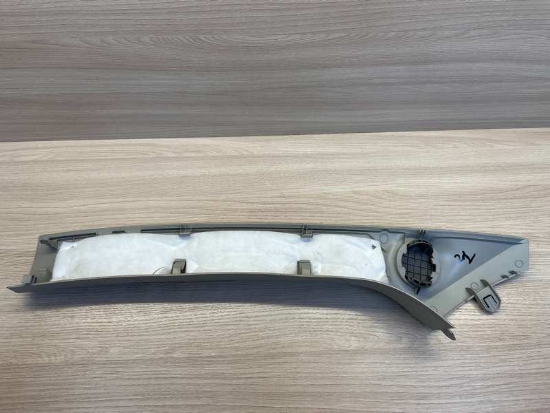 Обшивка стойки