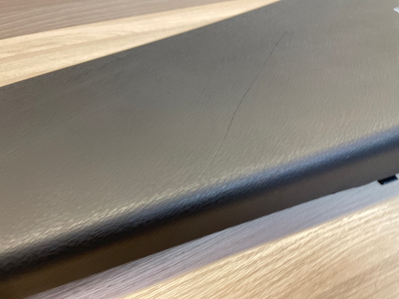 Обшивка средней стойки