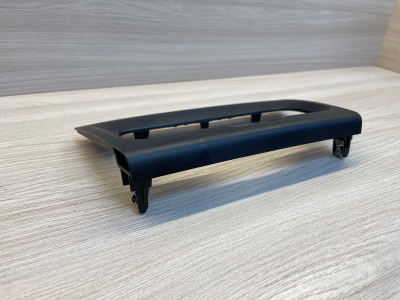 Накладка центральной консоли