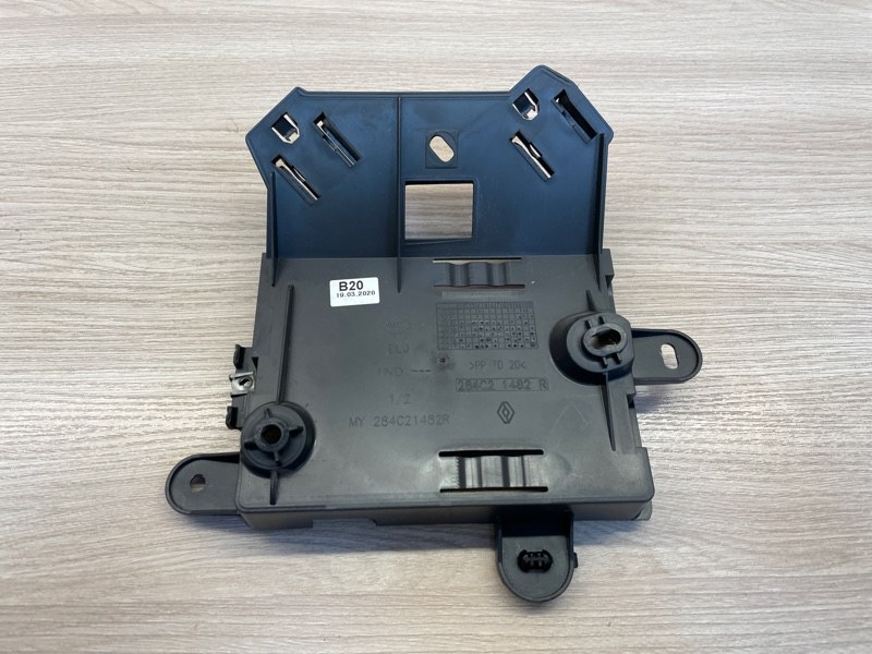 Кронштейн блока комфорта