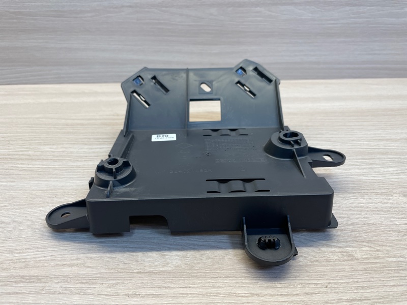 Кронштейн блока комфорта