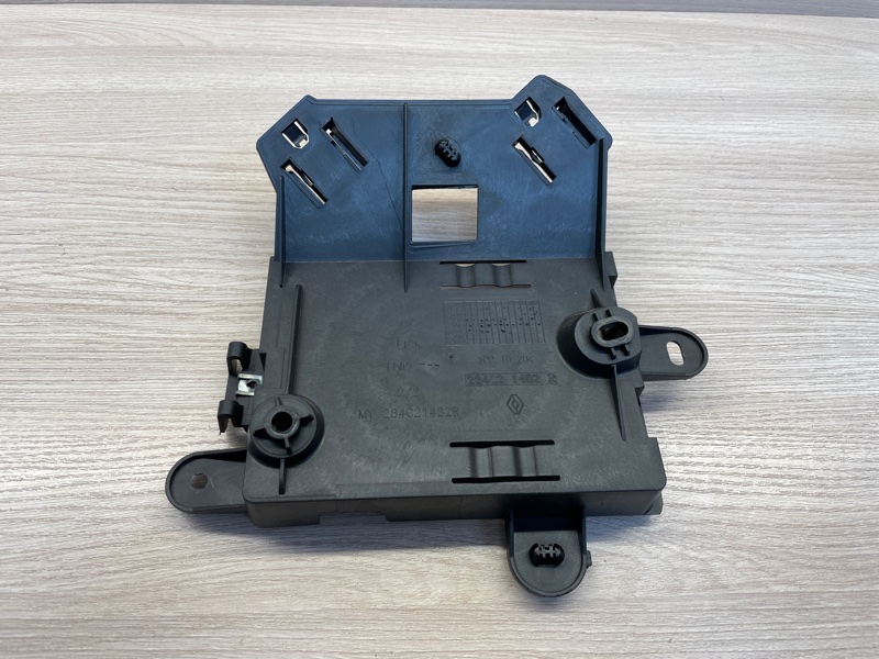 Кронштейн блока комфорта