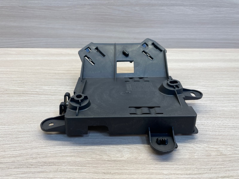 Кронштейн блока комфорта