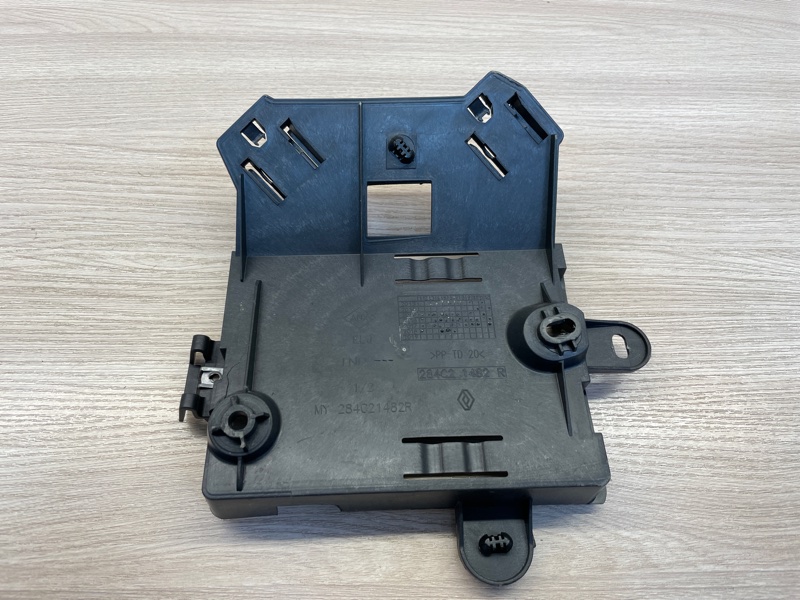 Кронштейн блока комфорта