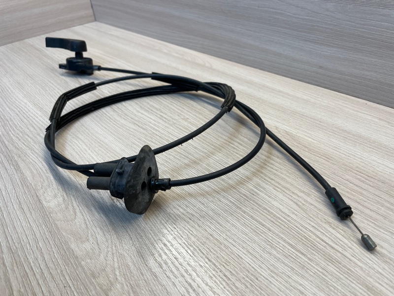 Трос замка капота