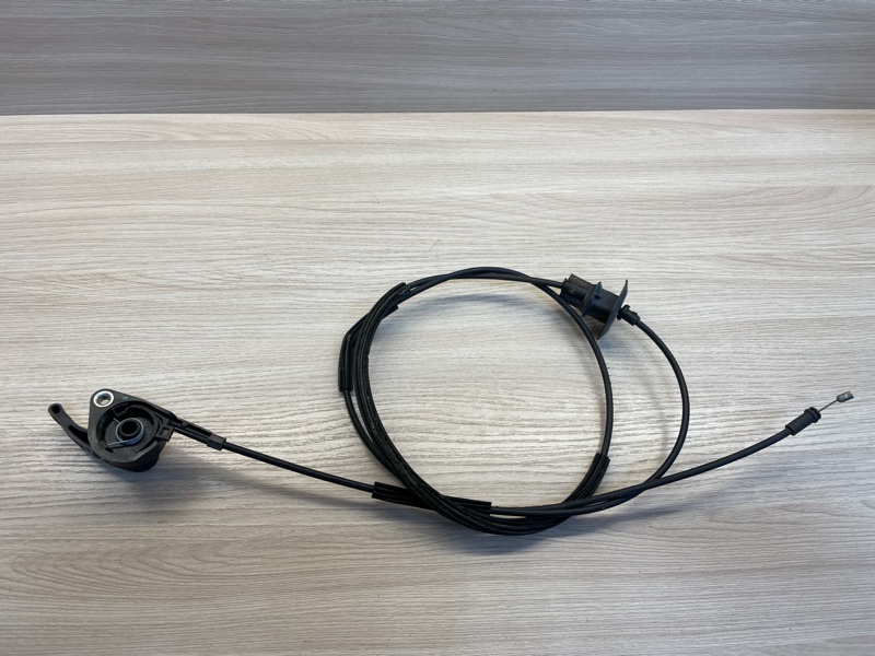 Трос замка капота