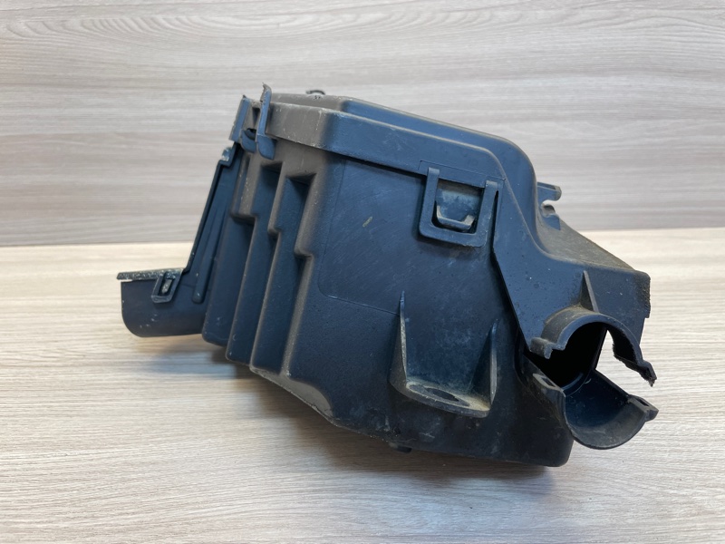 Корпус блока предохранителей