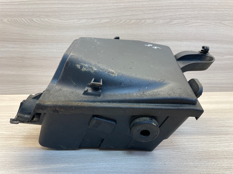 Корпус блока предохранителей