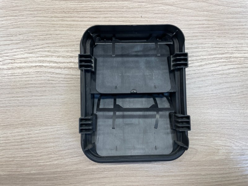 Клапан вентиляции салона