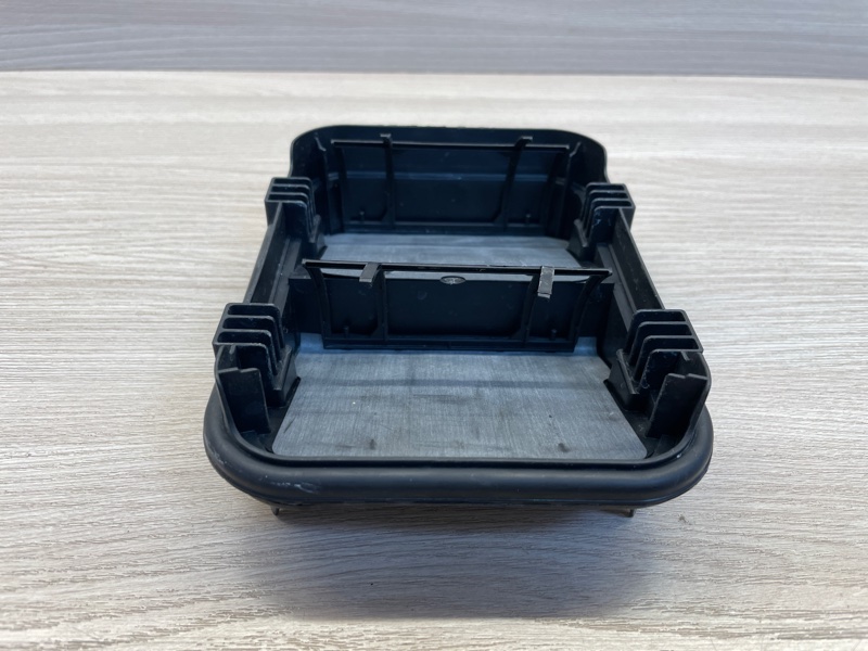 Клапан вентиляции салона