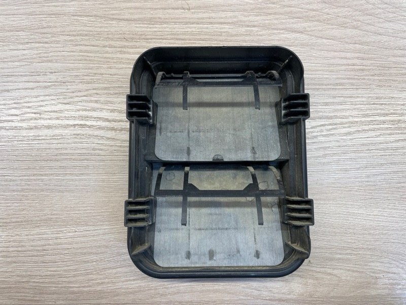 Клапан вентиляции салона