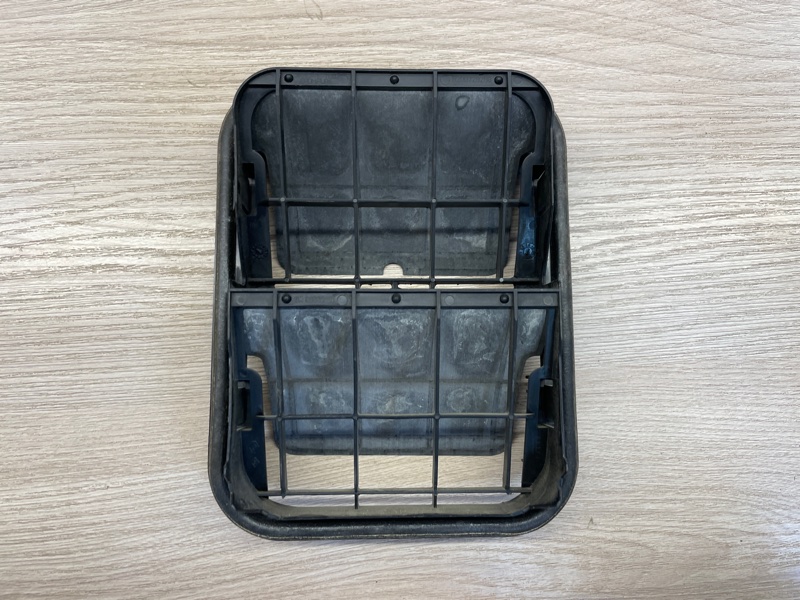 Клапан вентиляции салона