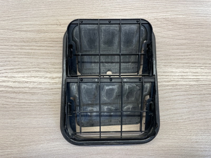 Клапан вентиляции салона