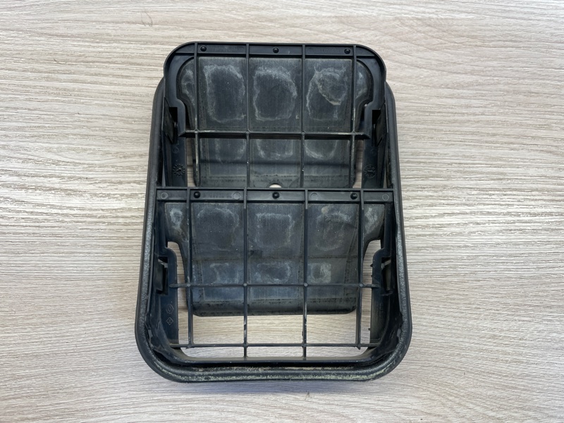 Клапан вентиляции салона