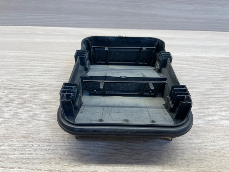 Клапан вентиляции салона