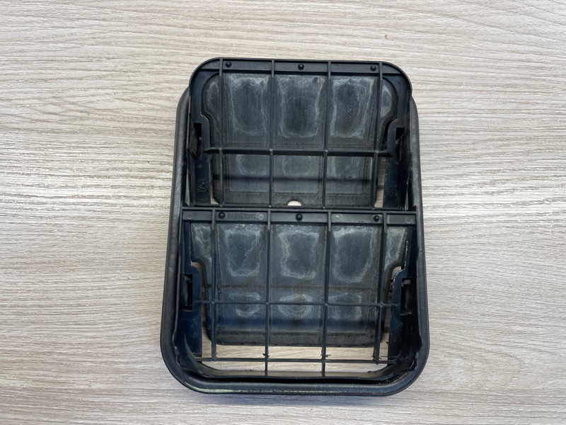 Клапан вентиляции салона