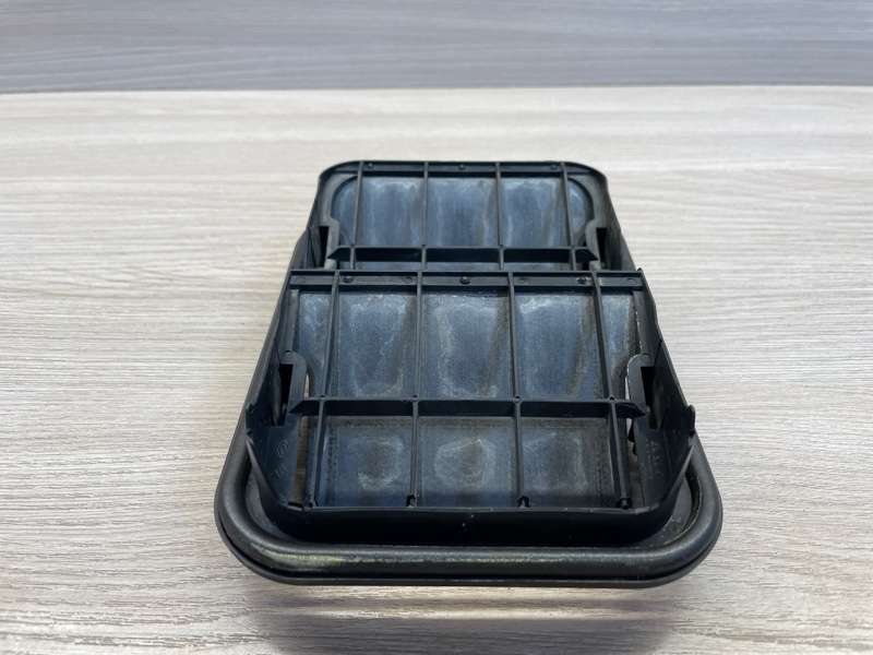 Клапан вентиляции салона