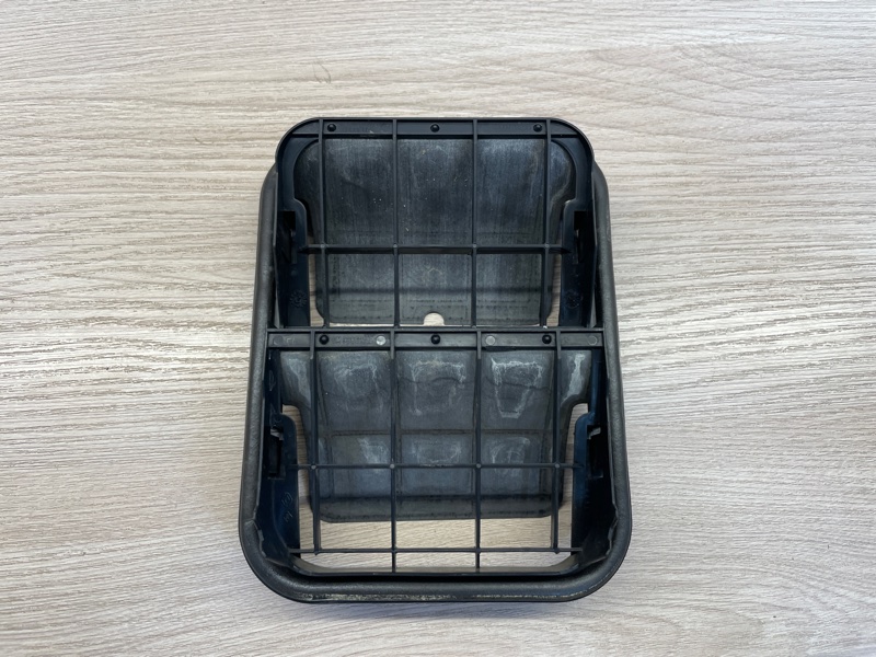 Клапан вентиляции салона